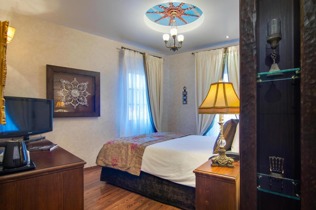 Kassaros Hotel